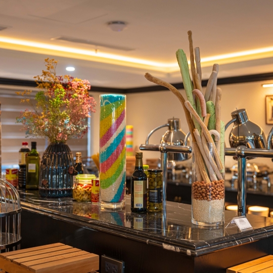 Nhà hàng buffet Grand Luxury Hotel