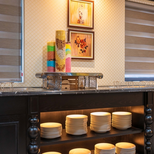 Nhà hàng buffet Grand Luxury Hotel